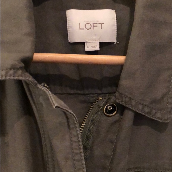 LOFT Jacket - Picture 3 of 4